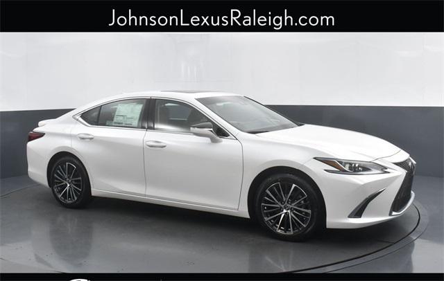 new 2025 Lexus ES 300h car, priced at $51,524