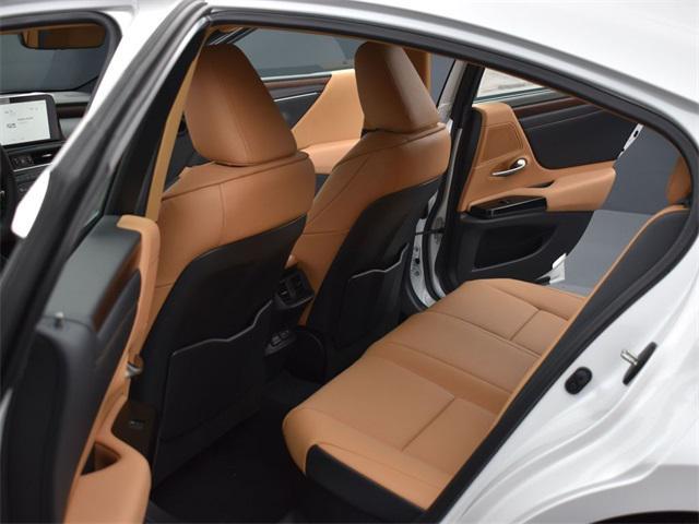 new 2025 Lexus ES 300h car, priced at $51,524
