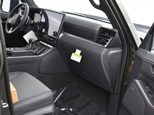 new 2025 Lexus GX 550 car, priced at $86,272