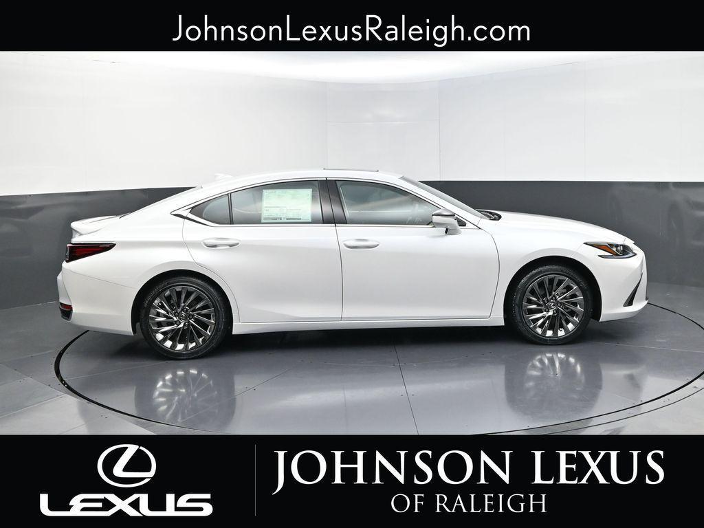 new 2025 Lexus ES 300h car, priced at $54,979