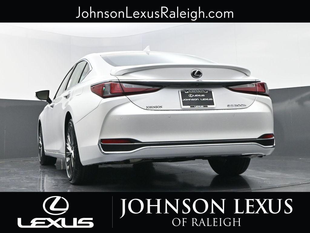 new 2025 Lexus ES 300h car, priced at $54,979