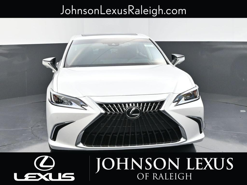 new 2025 Lexus ES 300h car, priced at $54,979
