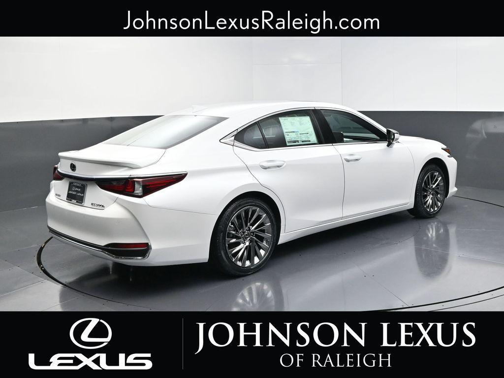 new 2025 Lexus ES 300h car, priced at $54,979