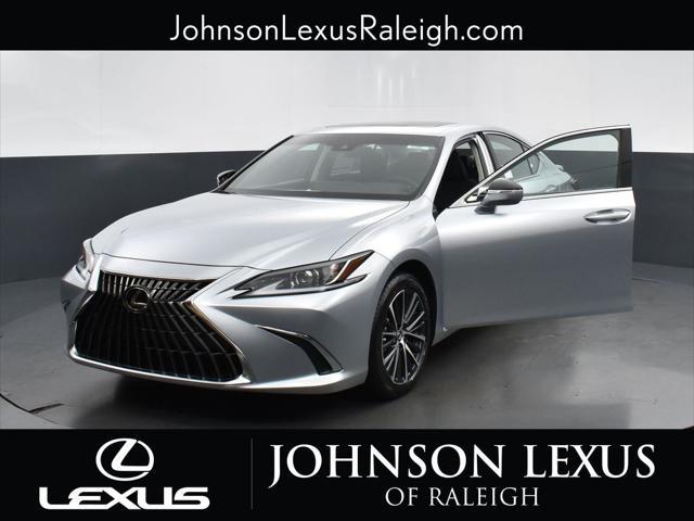 new 2025 Lexus ES 300h car, priced at $51,744
