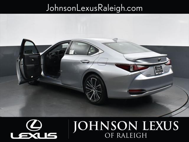 new 2025 Lexus ES 300h car, priced at $51,744