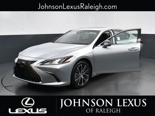 new 2025 Lexus ES 300h car, priced at $51,744