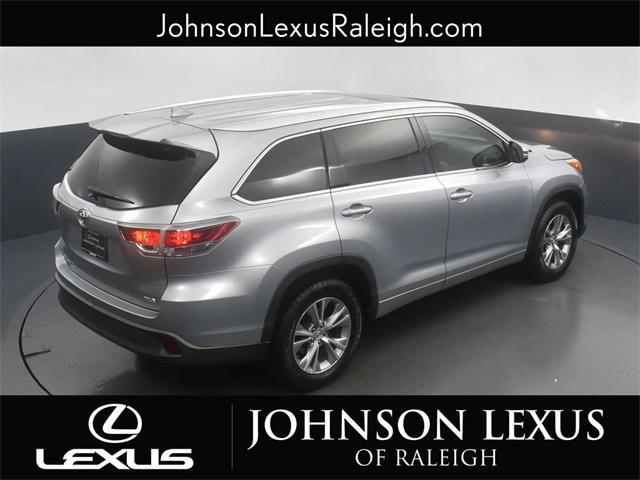used 2015 Toyota Highlander car, priced at $19,955