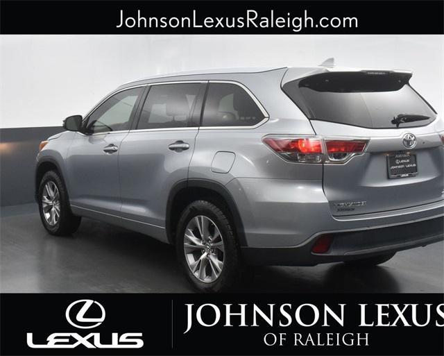 used 2015 Toyota Highlander car, priced at $19,955