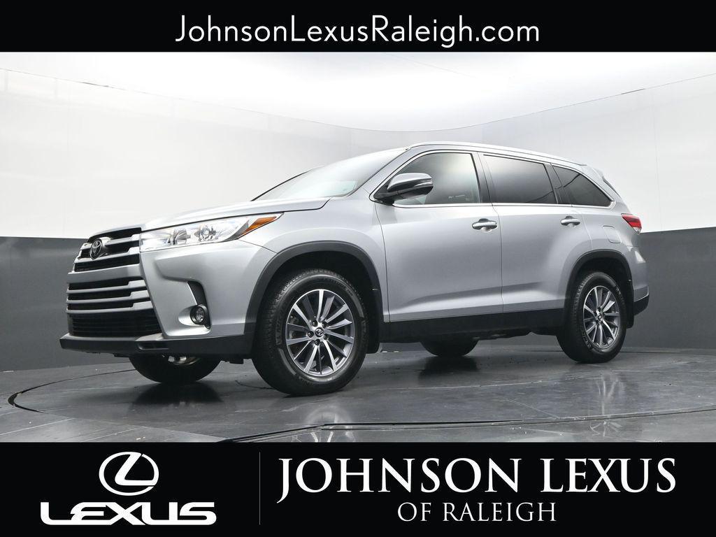 used 2019 Toyota Highlander car, priced at $27,785