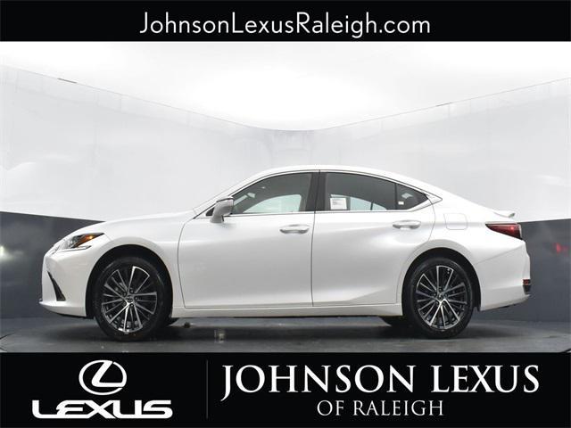 new 2025 Lexus ES 300h car, priced at $51,244