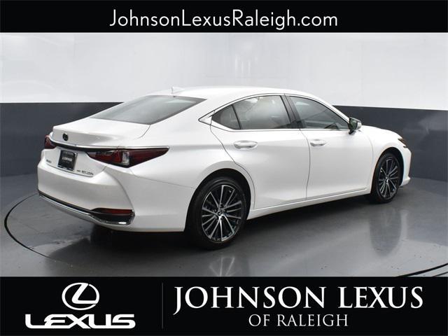 used 2024 Lexus ES 250 car, priced at $43,898