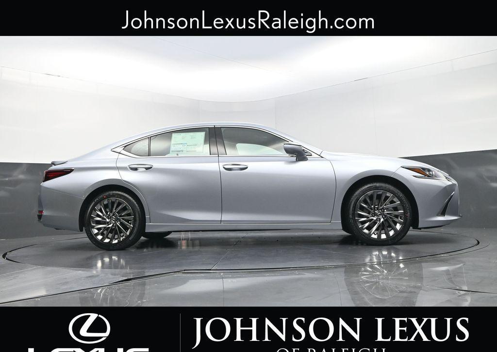 new 2025 Lexus ES 300h car, priced at $54,979