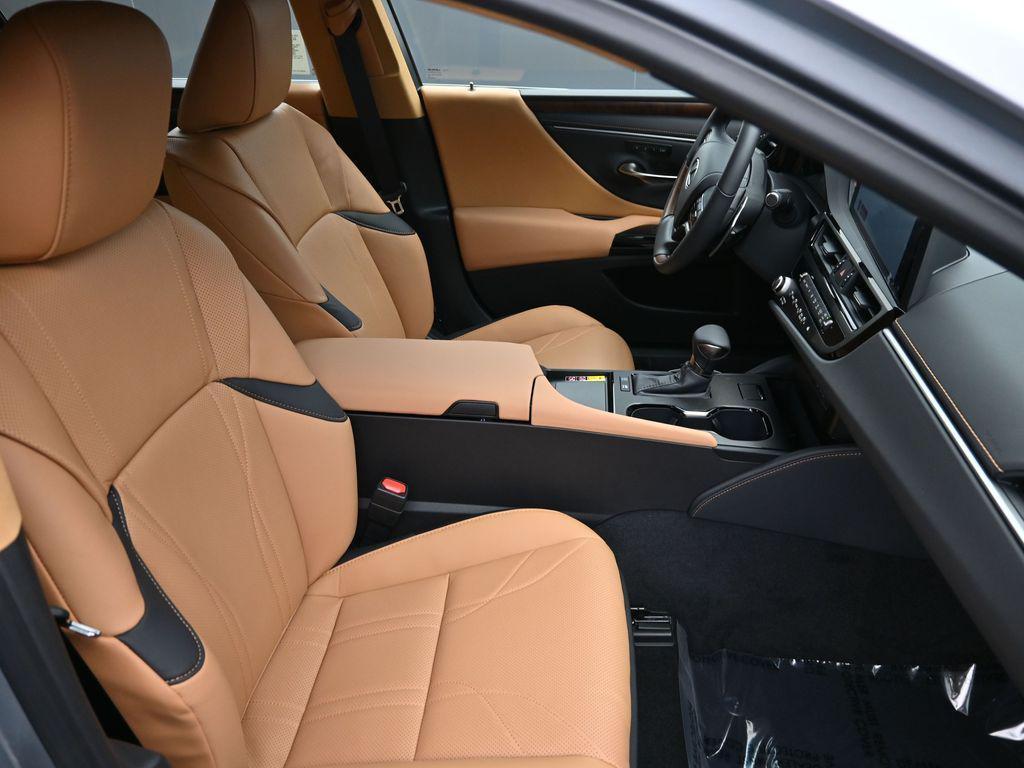 new 2025 Lexus ES 300h car, priced at $54,979
