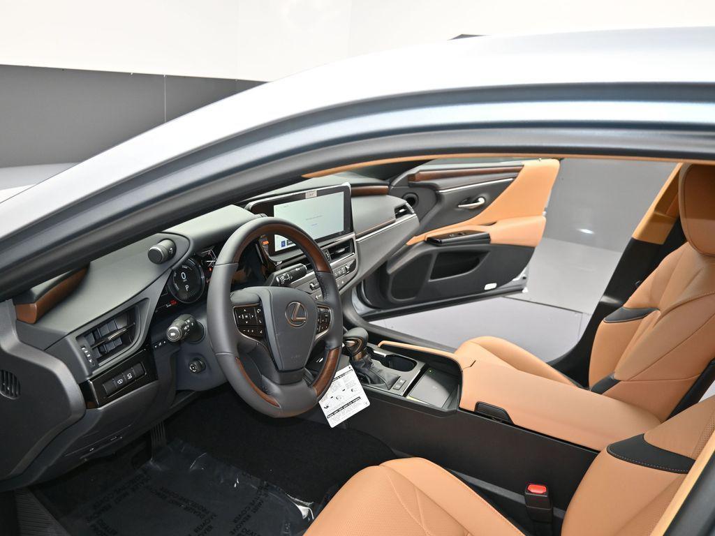 new 2025 Lexus ES 300h car, priced at $54,979