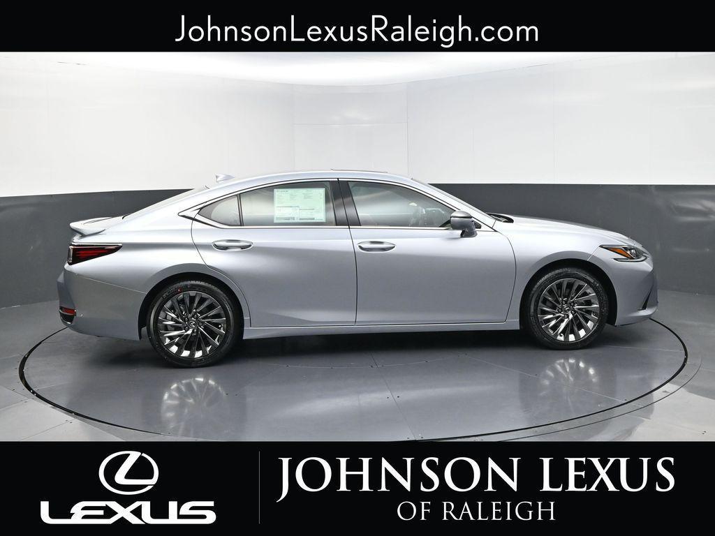new 2025 Lexus ES 300h car, priced at $54,979