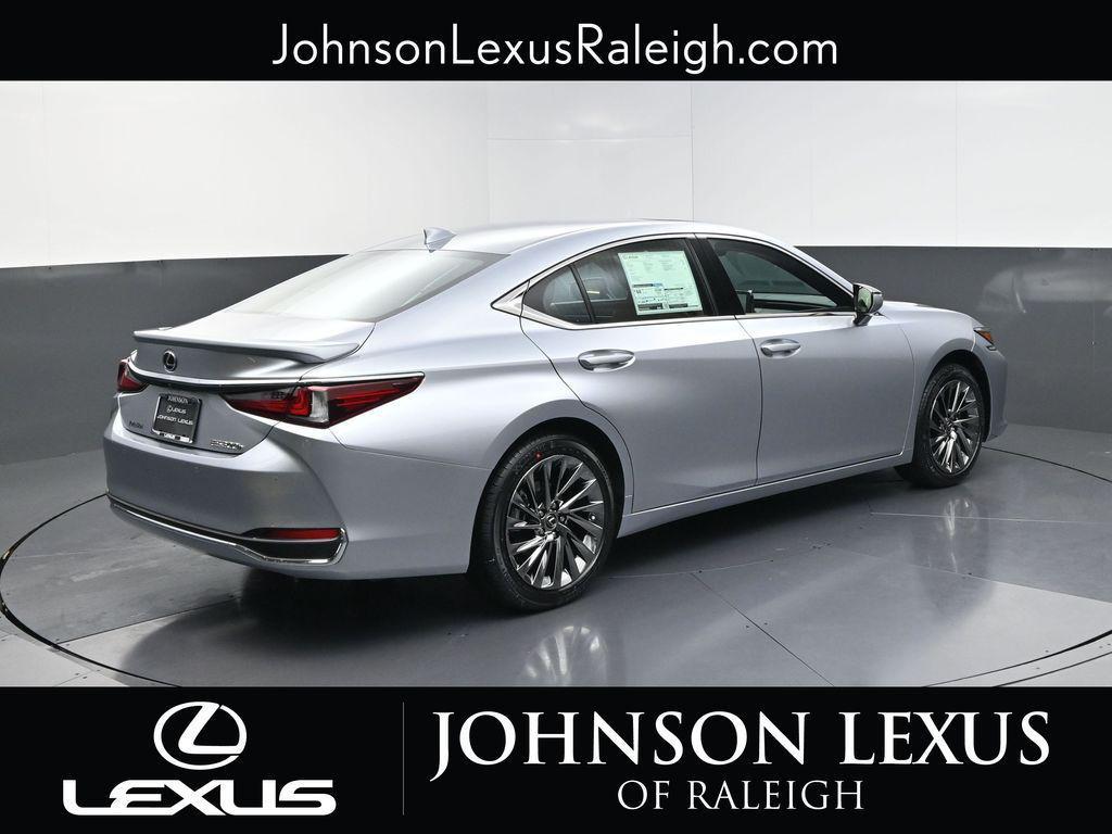 new 2025 Lexus ES 300h car, priced at $54,979