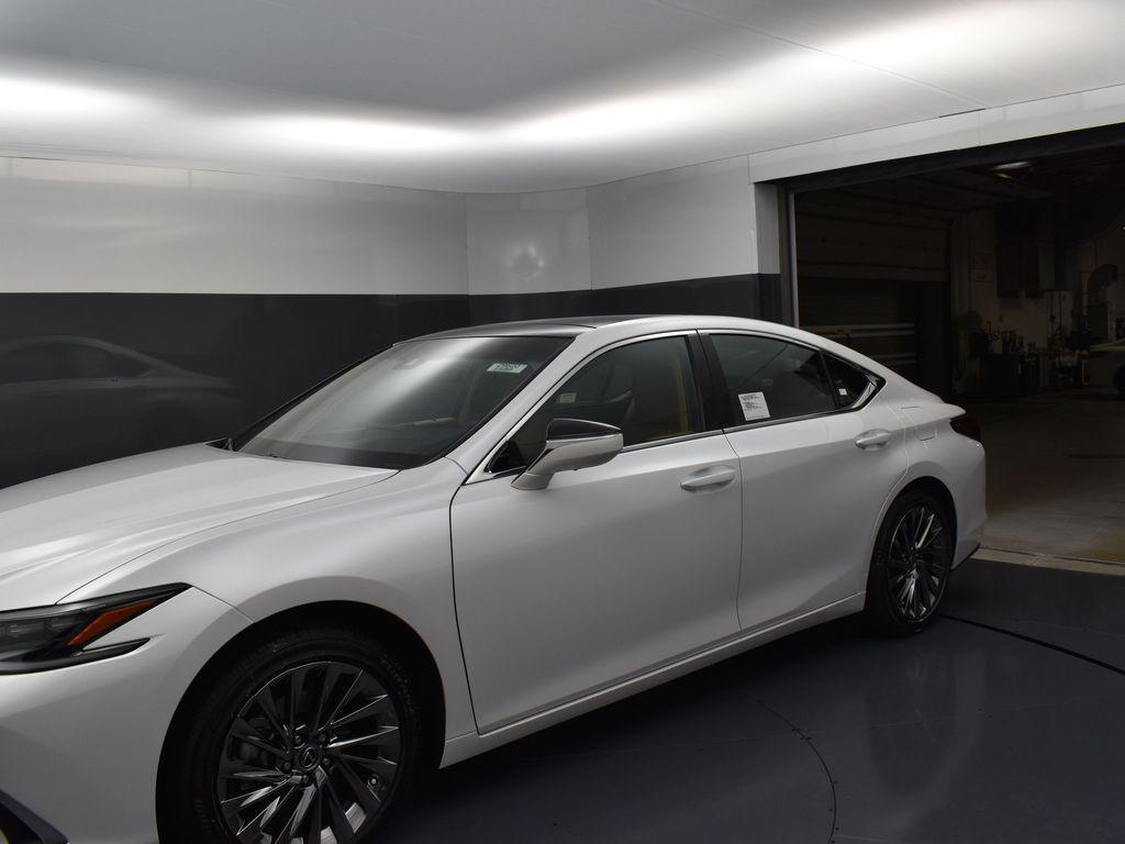 new 2025 Lexus ES 350 car, priced at $56,379