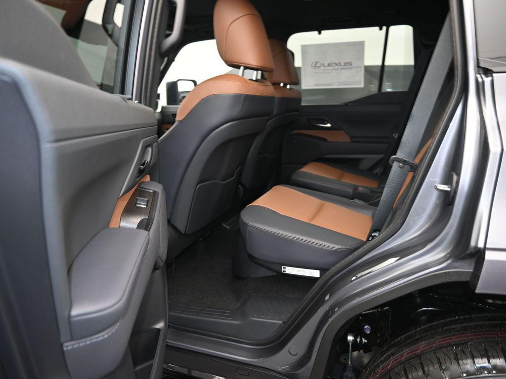 new 2025 Lexus GX 550 car, priced at $83,633