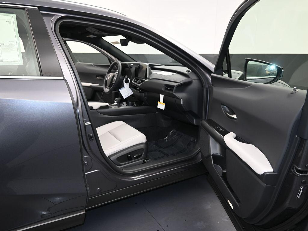 new 2025 Lexus UX 300h car, priced at $44,064