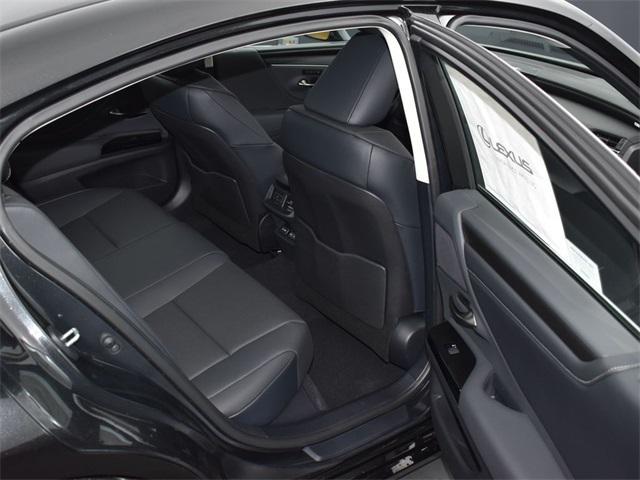 new 2025 Lexus ES 350 car, priced at $48,904