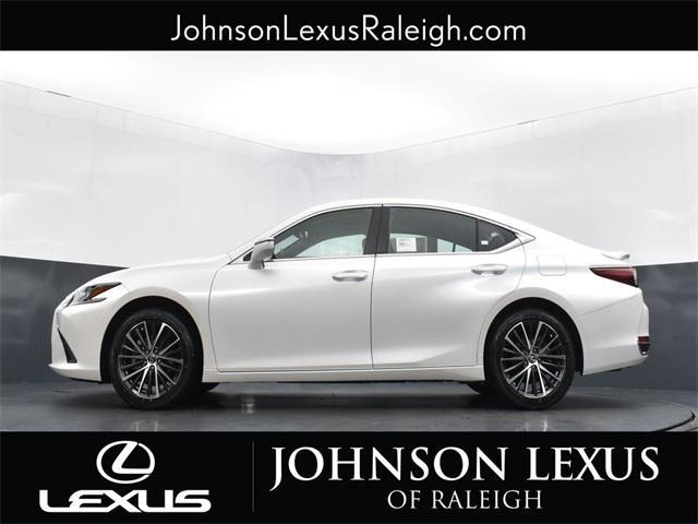 new 2025 Lexus ES 300h car, priced at $50,789