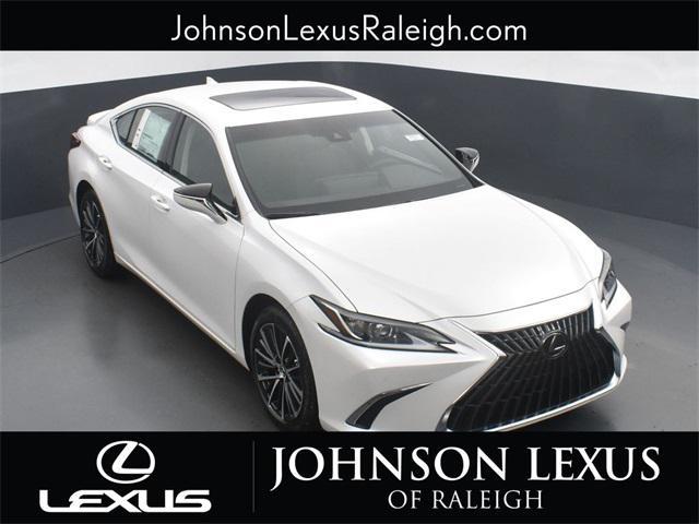 new 2025 Lexus ES 300h car, priced at $50,789