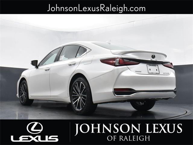 new 2025 Lexus ES 300h car, priced at $50,789