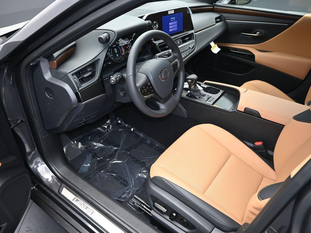 new 2025 Lexus ES 350 car, priced at $49,084