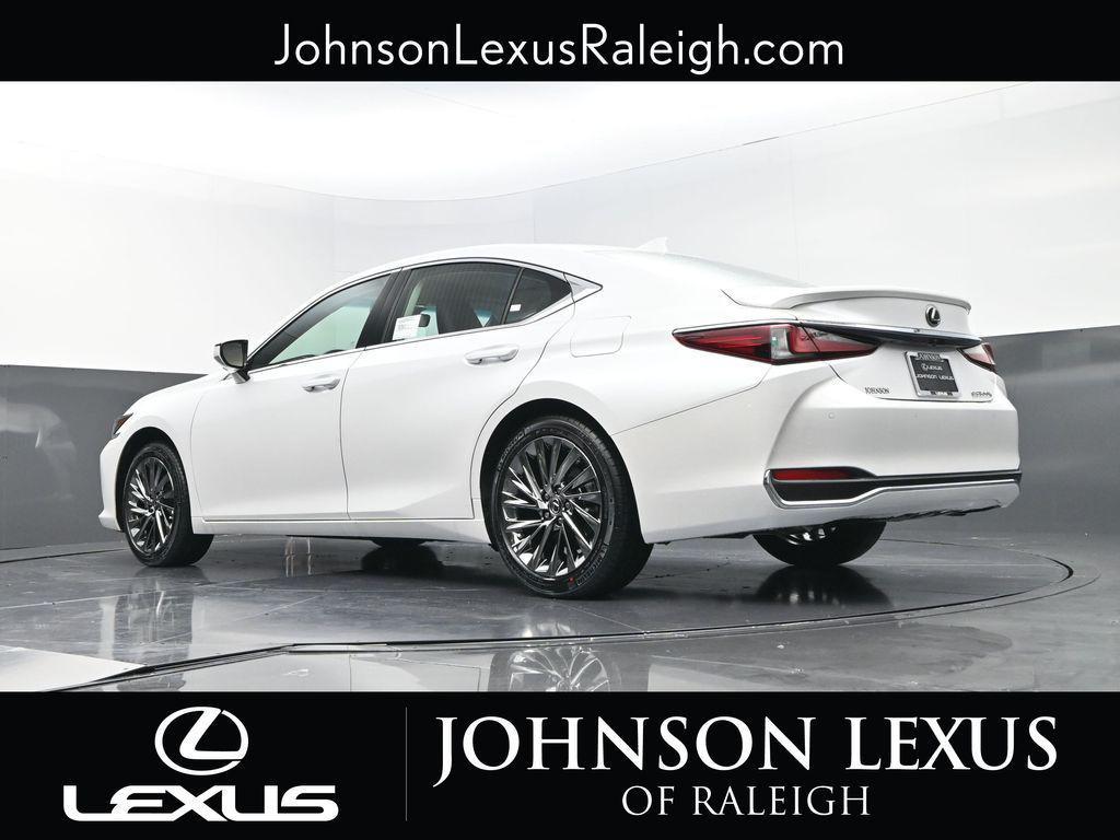 new 2025 Lexus ES 300h car, priced at $54,979
