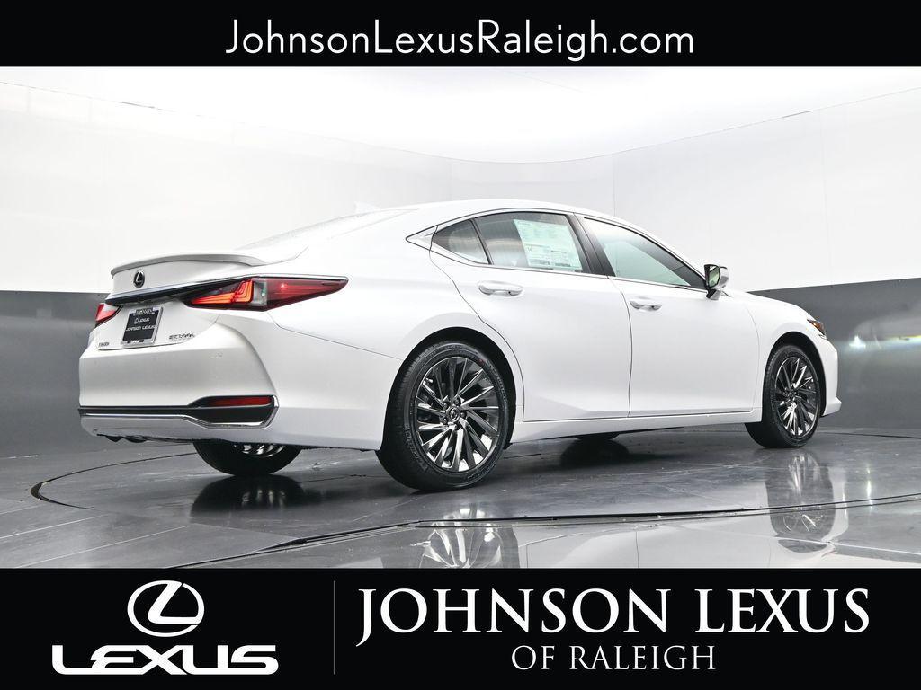 new 2025 Lexus ES 300h car, priced at $54,979