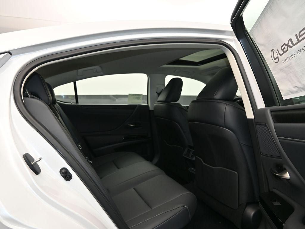 new 2025 Lexus ES 300h car, priced at $51,744