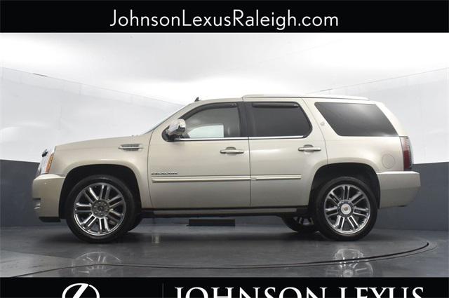 used 2013 Cadillac Escalade car, priced at $14,978