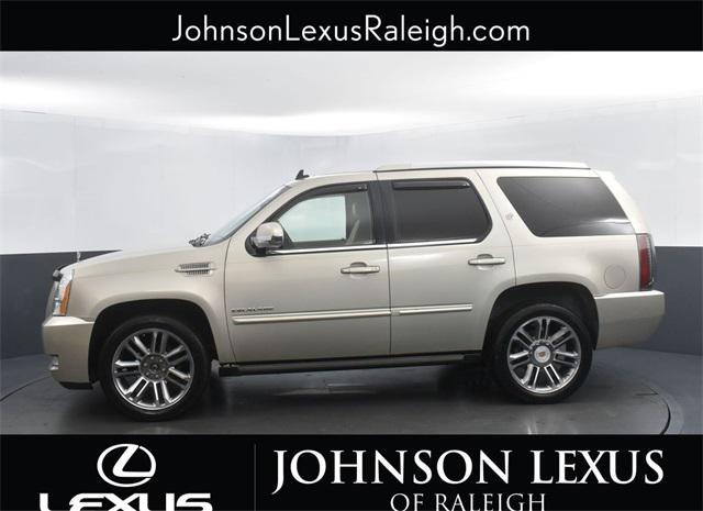 used 2013 Cadillac Escalade car, priced at $14,978