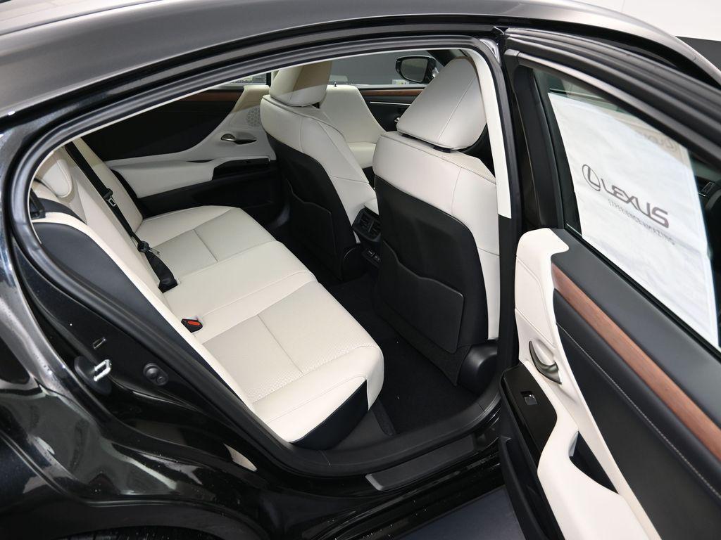 new 2025 Lexus ES 350 car, priced at $49,505