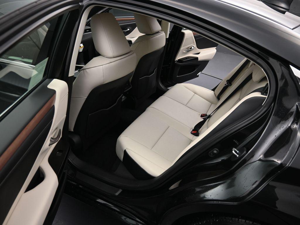 new 2025 Lexus ES 350 car, priced at $49,505