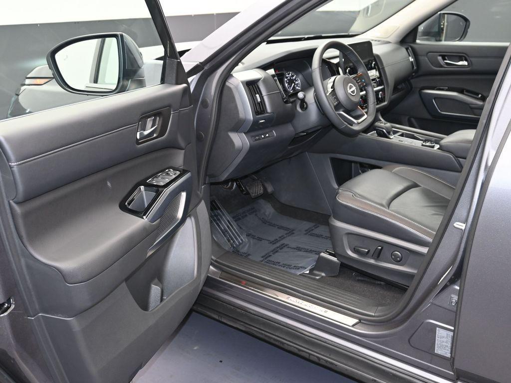 used 2023 Nissan Pathfinder car, priced at $35,368