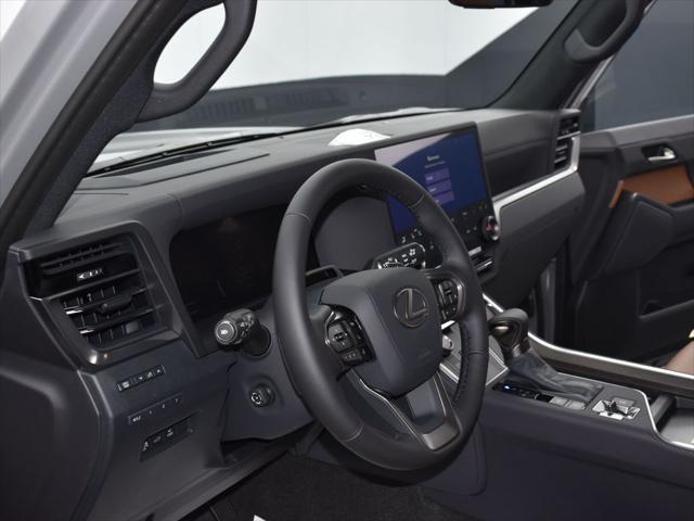 new 2025 Lexus GX 550 car, priced at $72,764