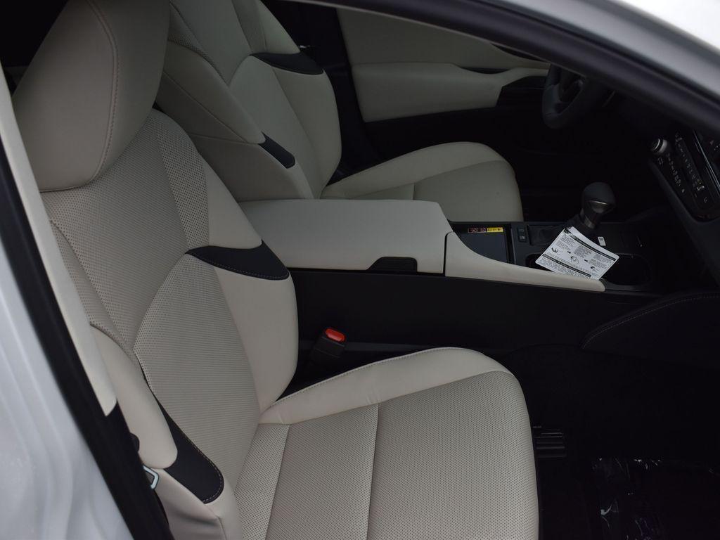 new 2025 Lexus ES 300h car, priced at $51,524