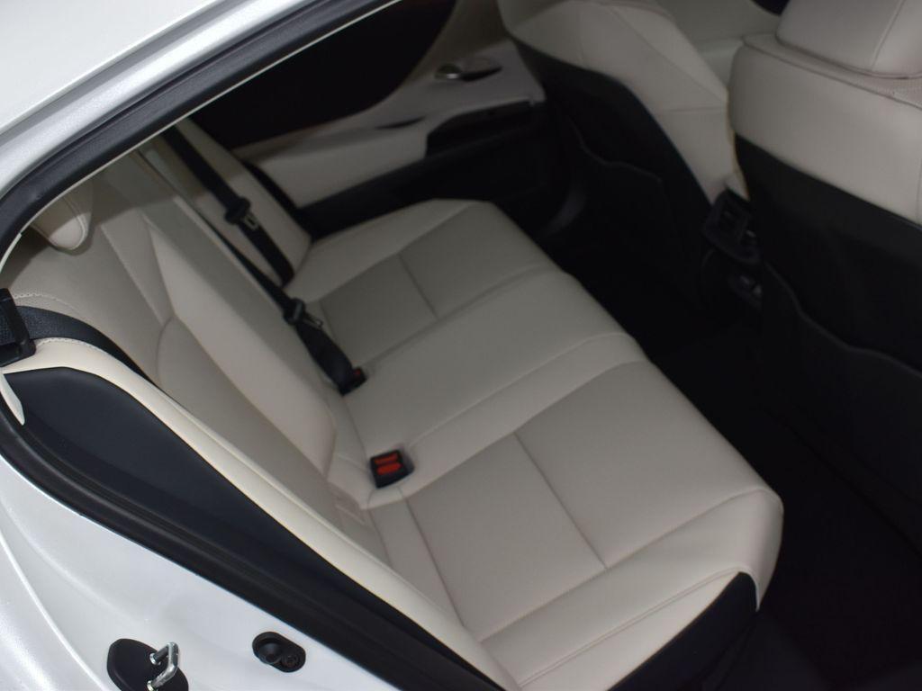 new 2025 Lexus ES 300h car, priced at $51,524