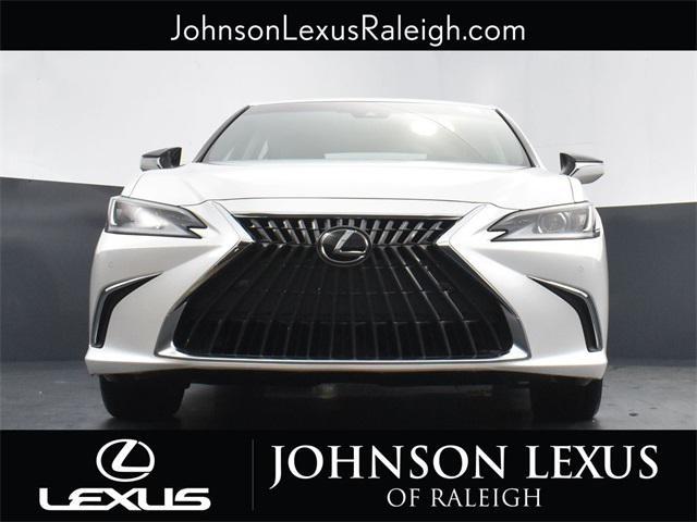 used 2024 Lexus ES 350 car, priced at $43,425