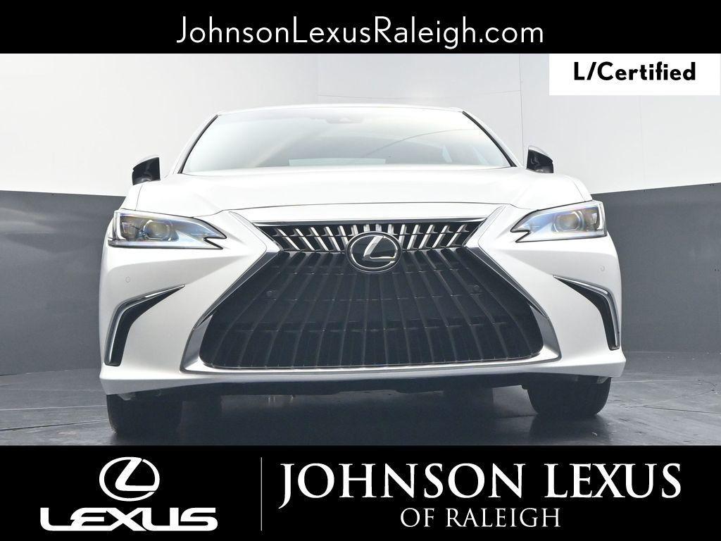 used 2025 Lexus ES 300h car, priced at $45,980