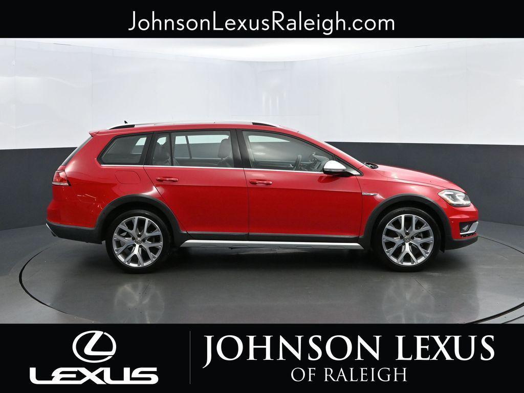 used 2018 Volkswagen Golf Alltrack car, priced at $16,988