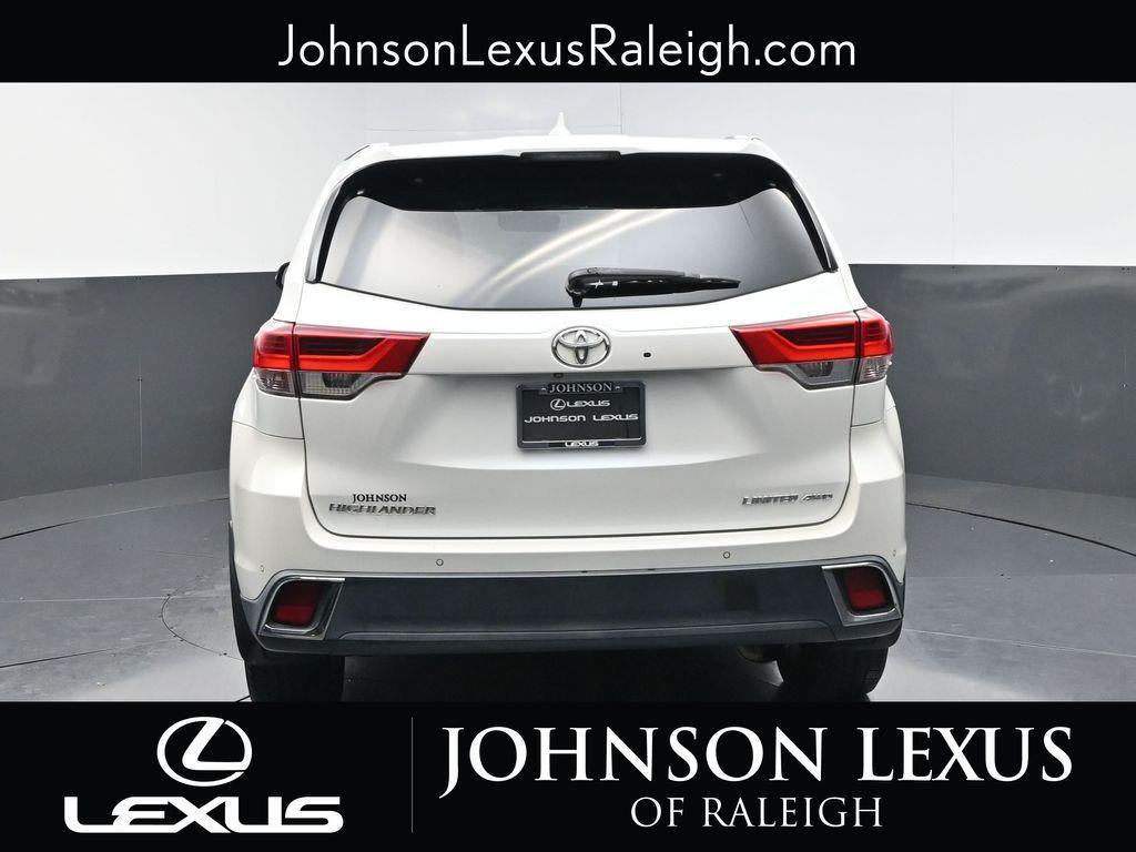 used 2018 Toyota Highlander car, priced at $19,889