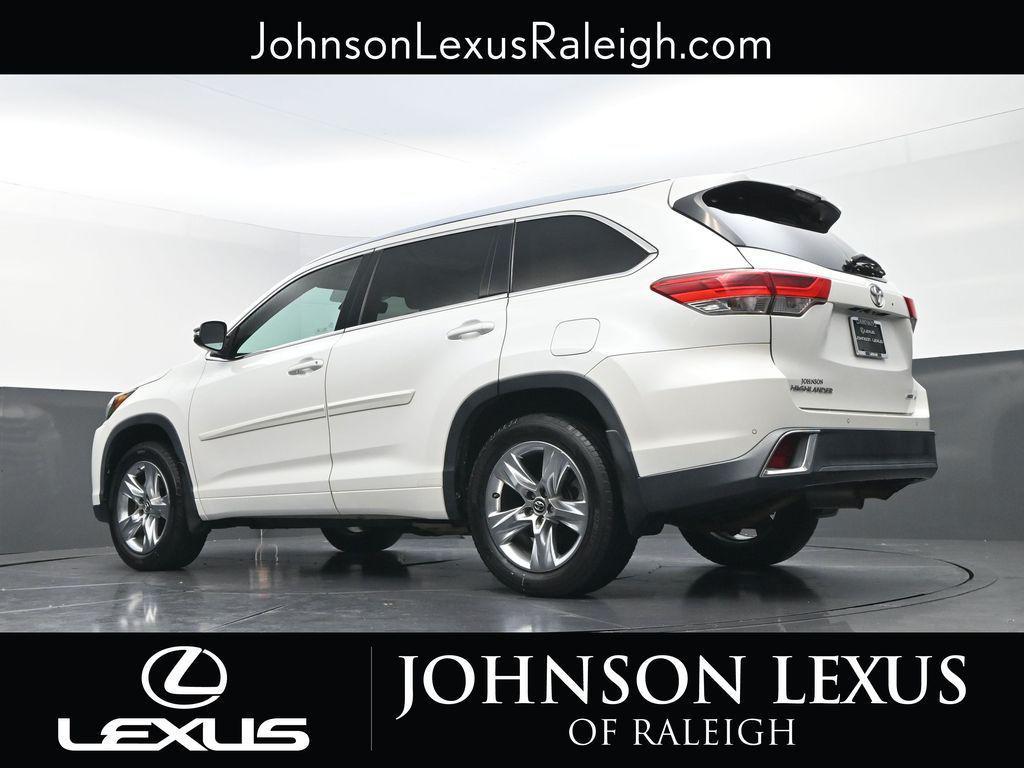 used 2018 Toyota Highlander car, priced at $19,889