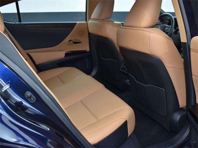 used 2025 Lexus ES 350 car, priced at $46,430