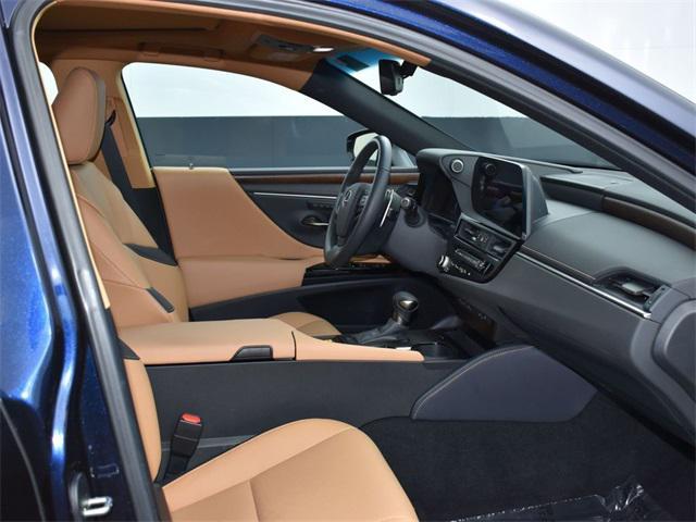 used 2025 Lexus ES 350 car, priced at $46,430