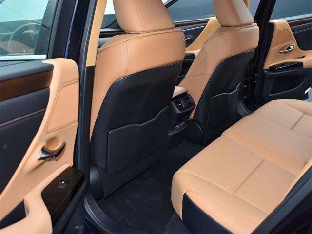 used 2025 Lexus ES 350 car, priced at $46,430