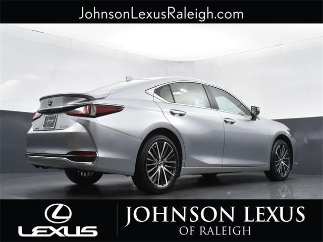 used 2024 Lexus ES 300h car, priced at $44,983