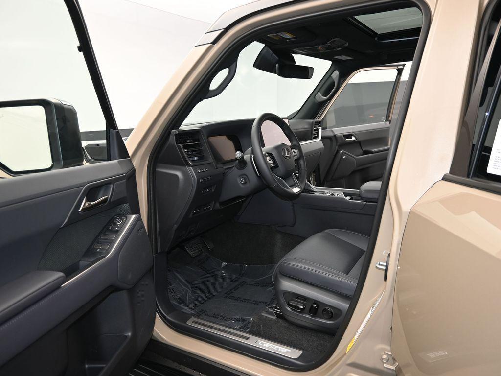new 2025 Lexus GX 550 car, priced at $85,809