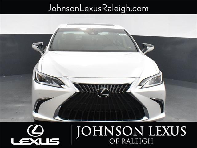 new 2025 Lexus ES 350 car, priced at $48,129